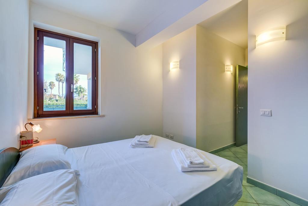 Terra Felice Aparthotel San Felice Circeo Eksteriør bilde
