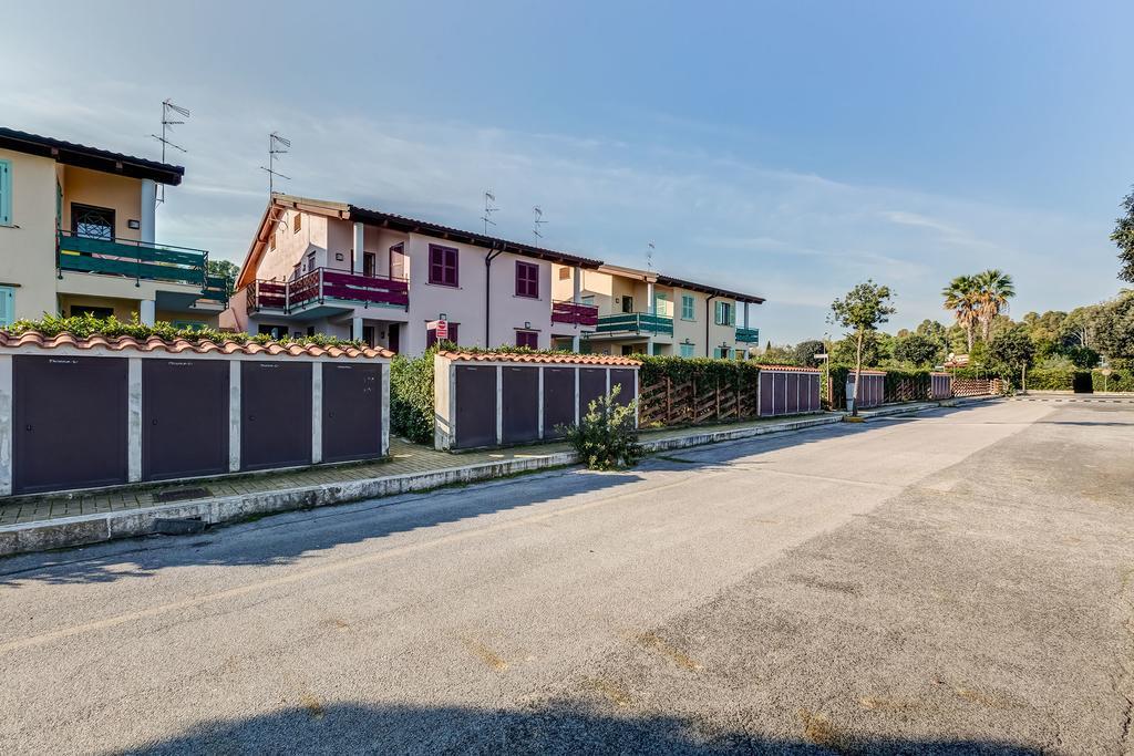 Terra Felice Aparthotel San Felice Circeo Eksteriør bilde
