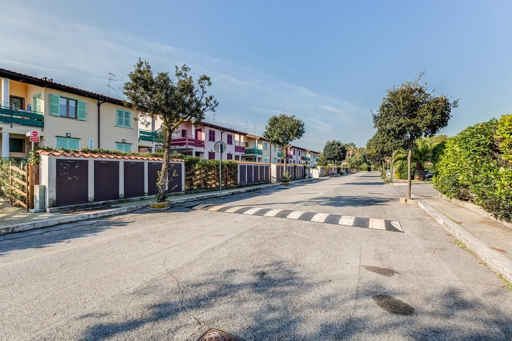 Terra Felice Aparthotel San Felice Circeo Eksteriør bilde